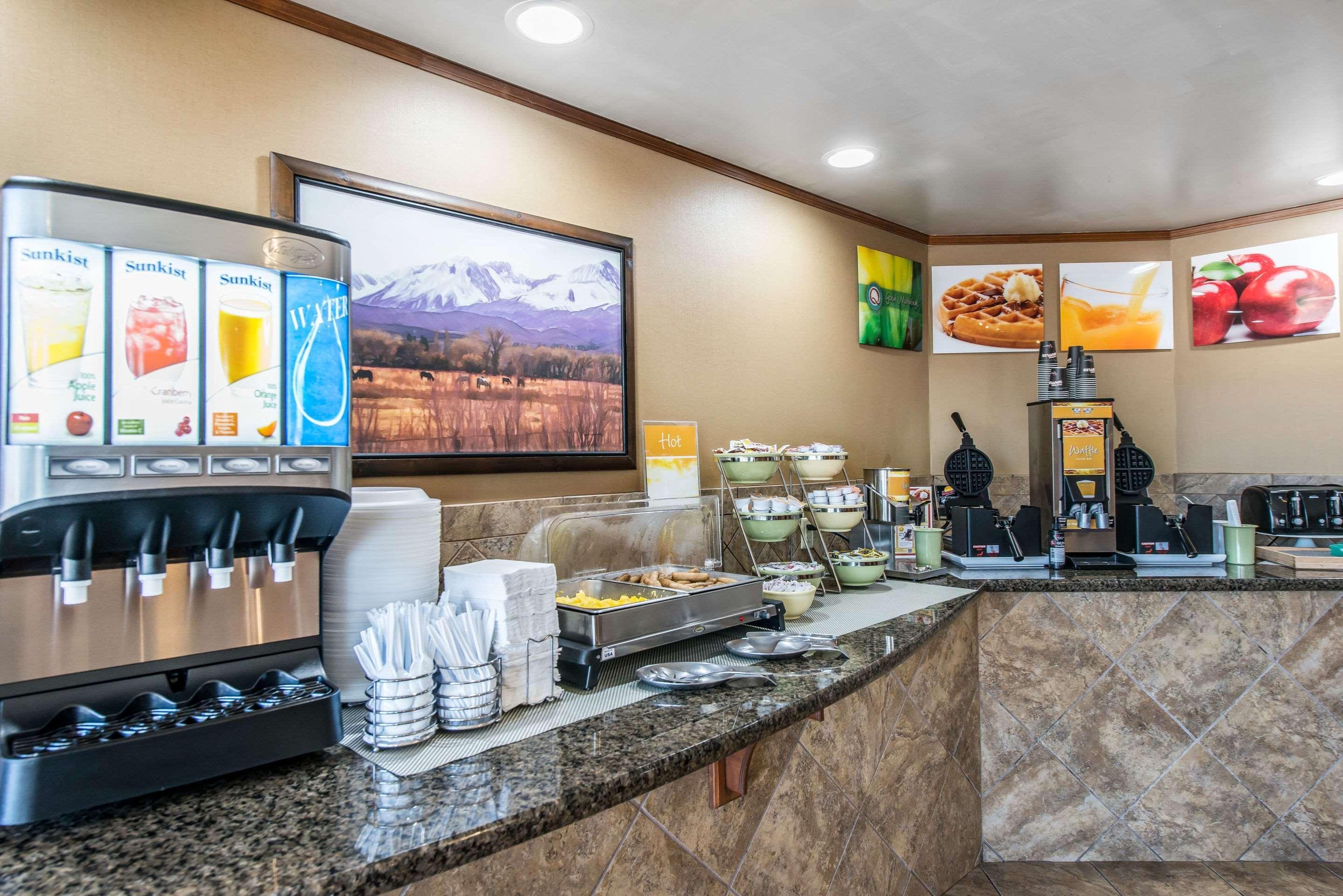 Quality Inn Colorado Springs South Экстерьер фото