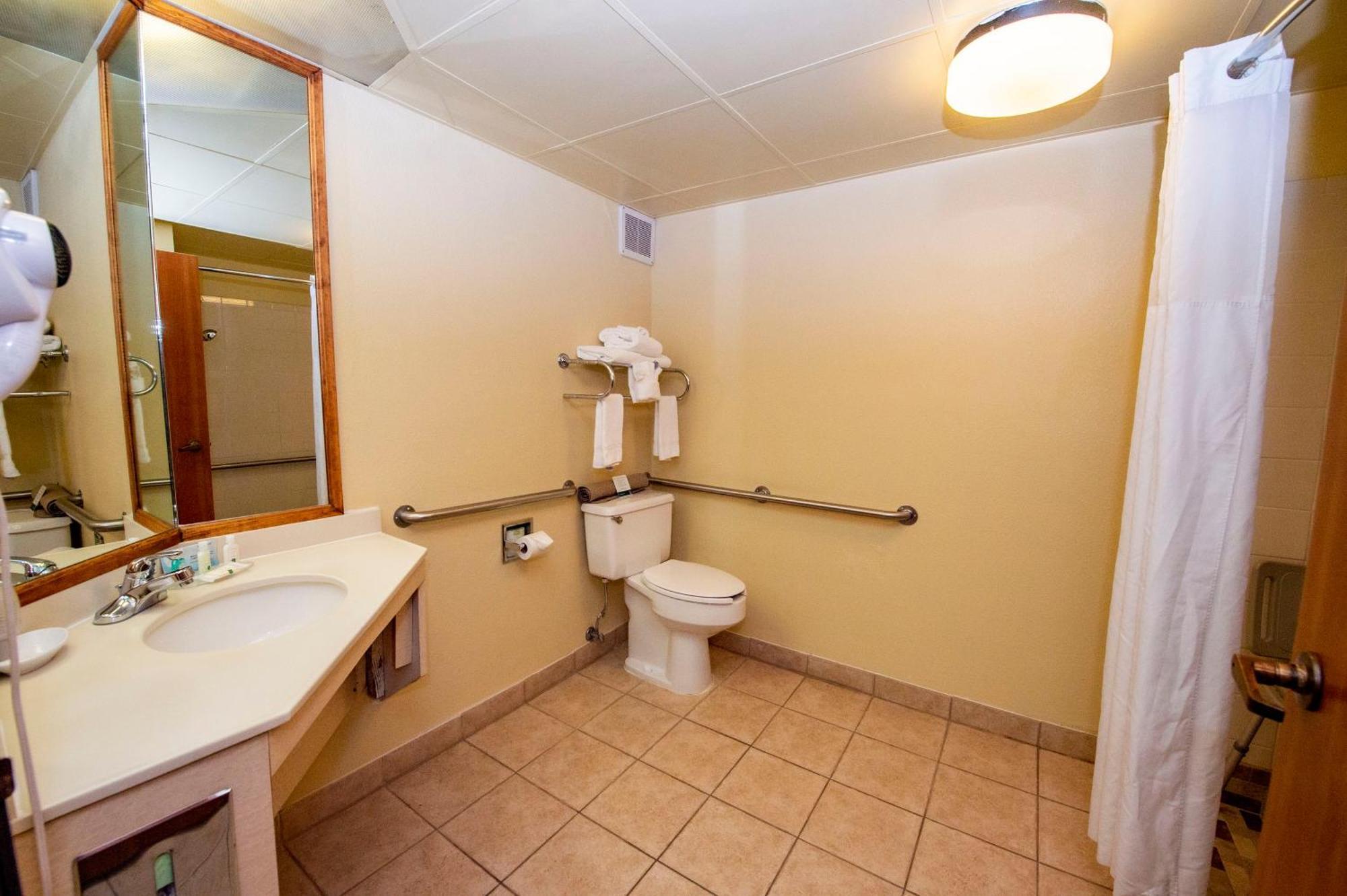 Quality Inn Colorado Springs South Экстерьер фото